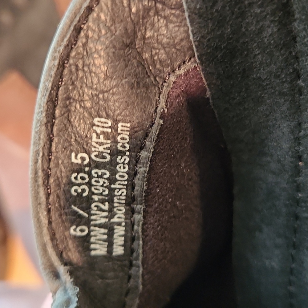 Born Two-Tone Leather Western Boots - Picture 9 of 9